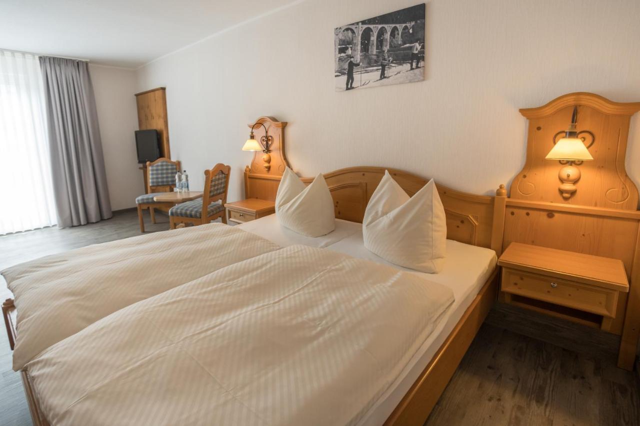 Hotel Willinger Mitte Виллинген Экстерьер фото